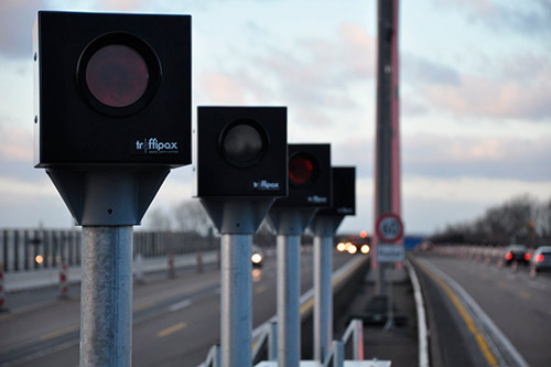 Камеры на загородном шоссе
